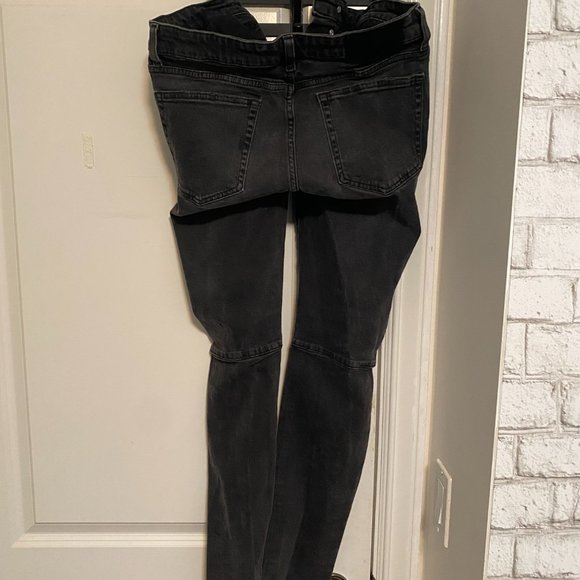 Forever 21 Ripped Jeans in Black & Grey Wash - Picture 2 of 2